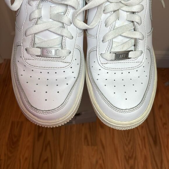 Air Force 1 LE, youth 6.5 - Picture 3 of 7